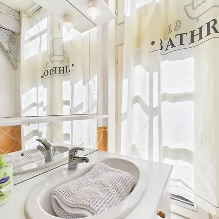 Le Nid De La Trinité Appartement